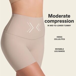 PowerShorts
Moderate High-Waisted Shaper Shaper Short